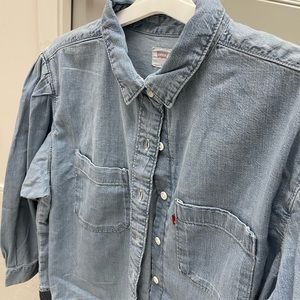 Levi Jean top size L